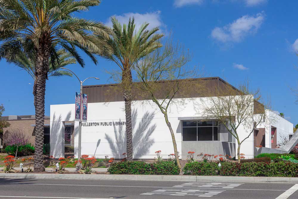 Fullerton Public Library